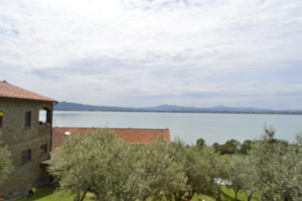 Fattoria Il Poggio Villa San Feliciano Luaran gambar