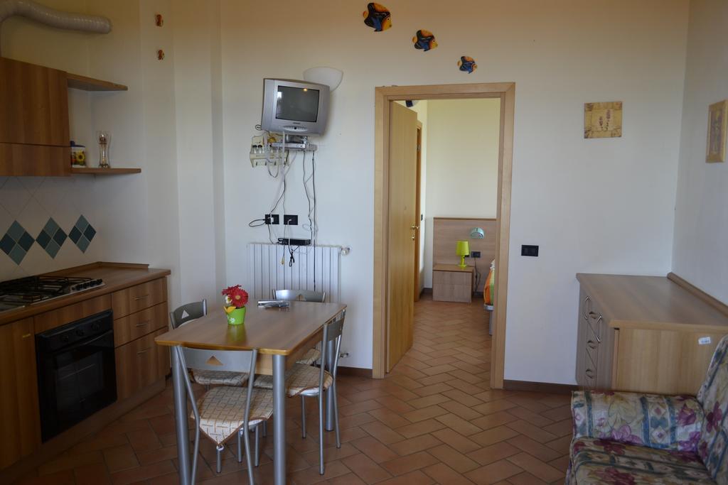 Fattoria Il Poggio Villa San Feliciano Luaran gambar