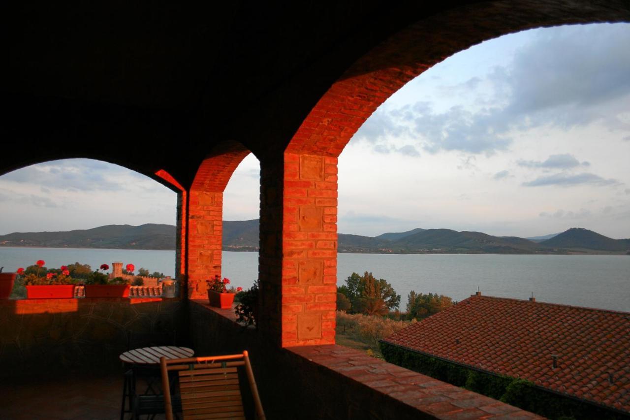 Fattoria Il Poggio Villa San Feliciano Luaran gambar